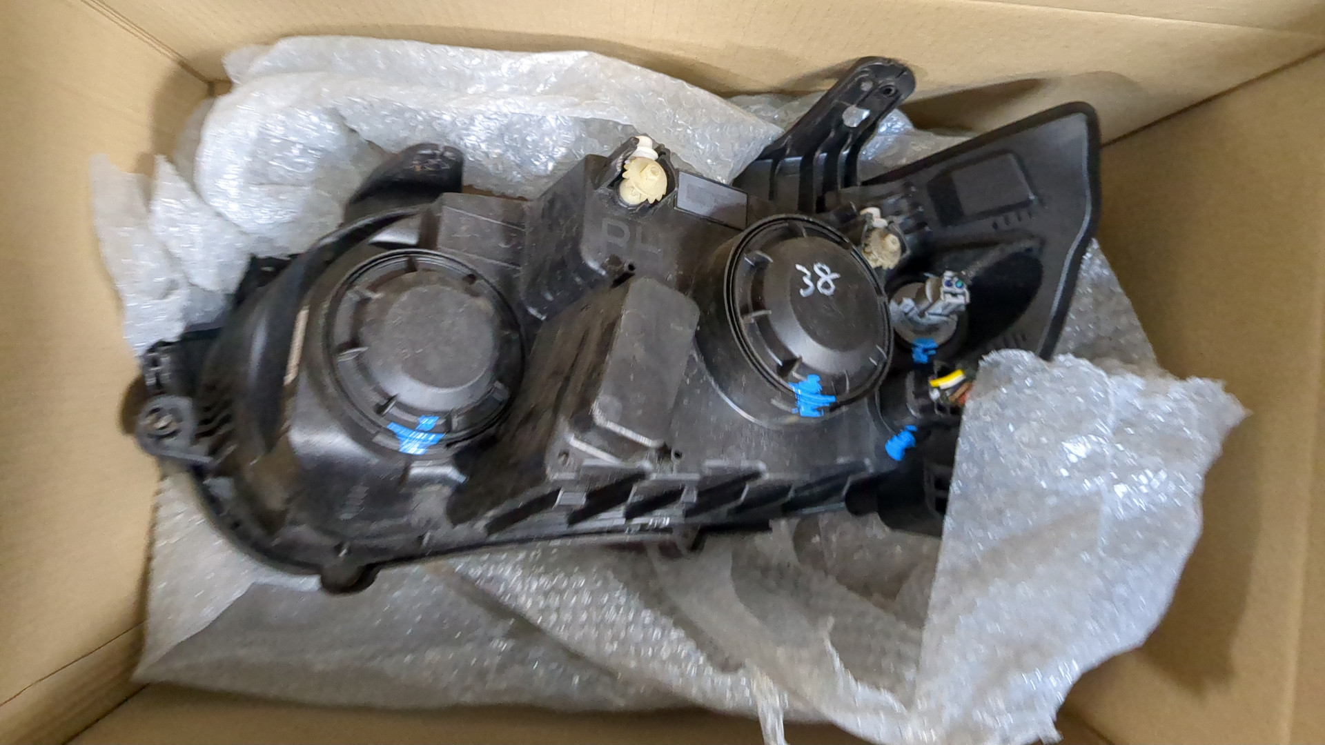 Фара правая