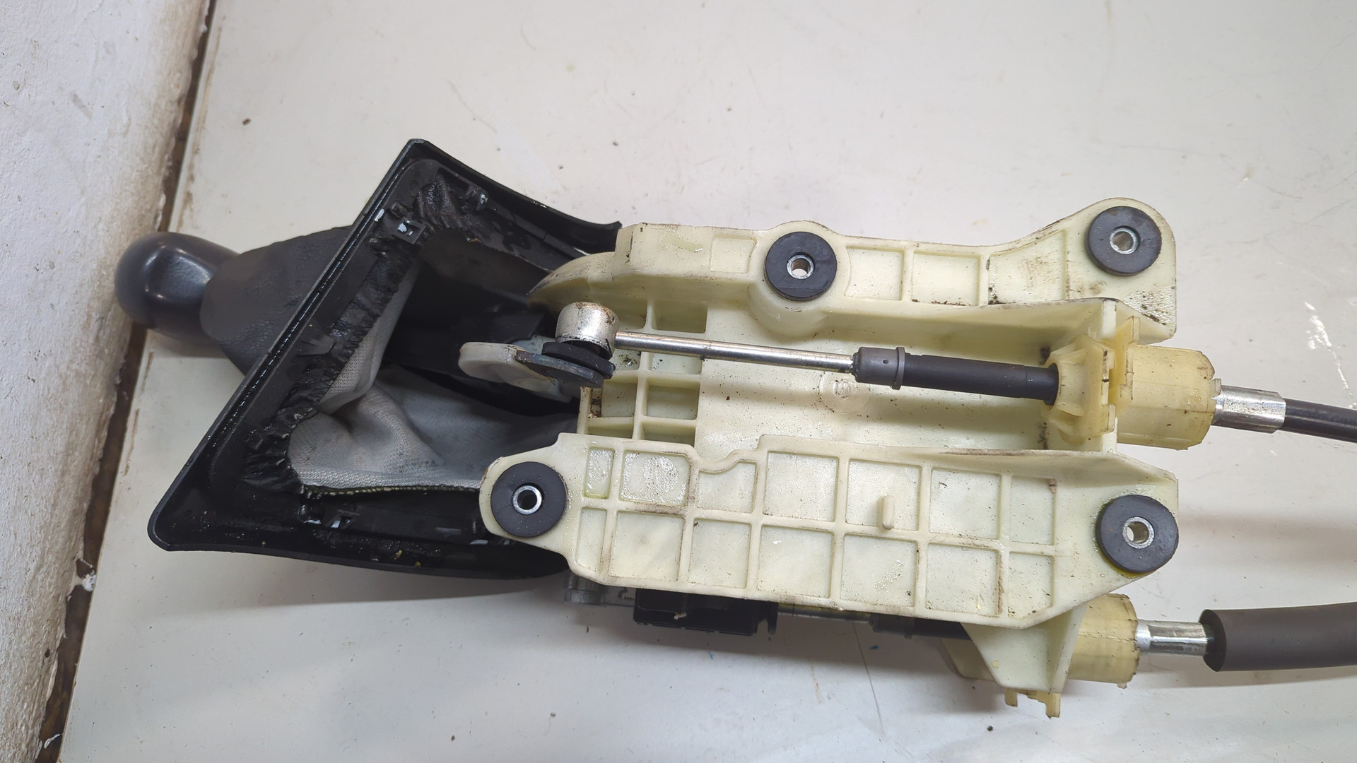 Кулиса МКПП / АКПП