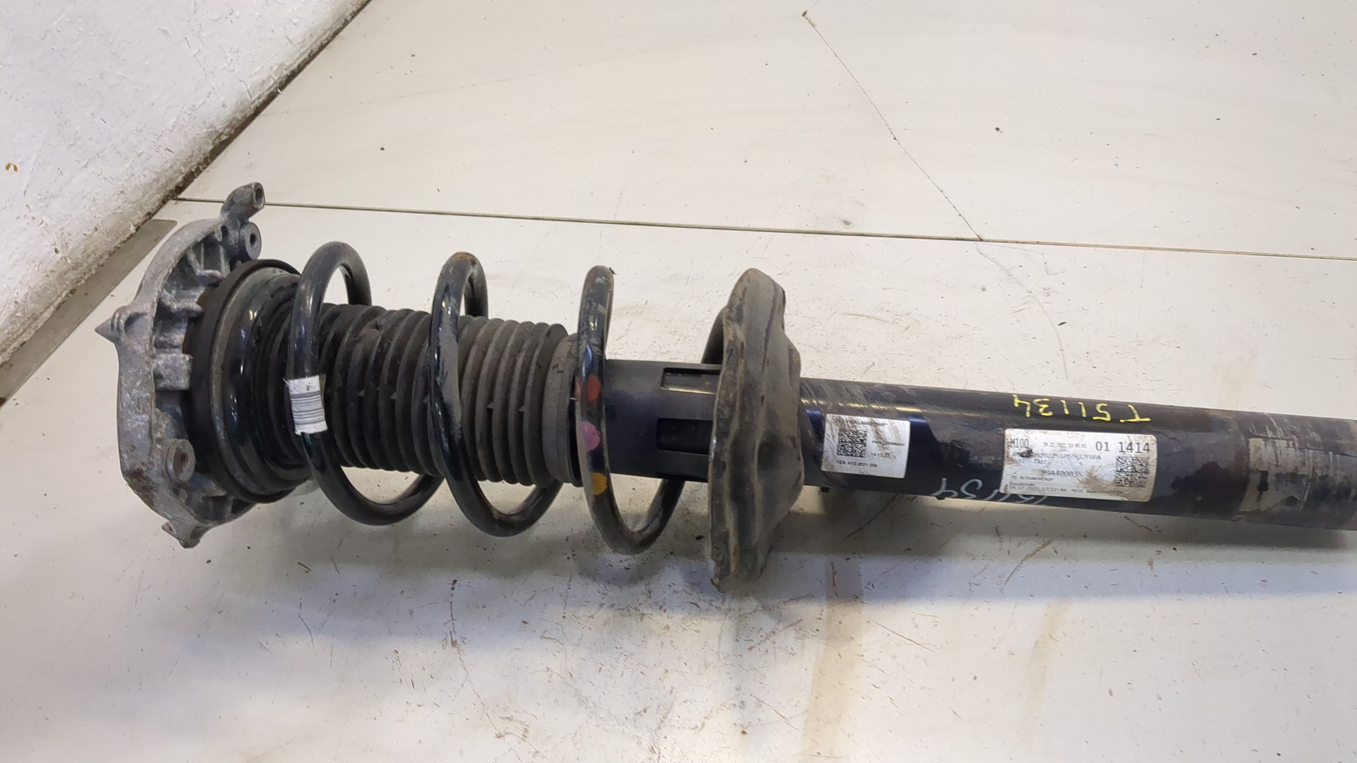 Амортизатор передний