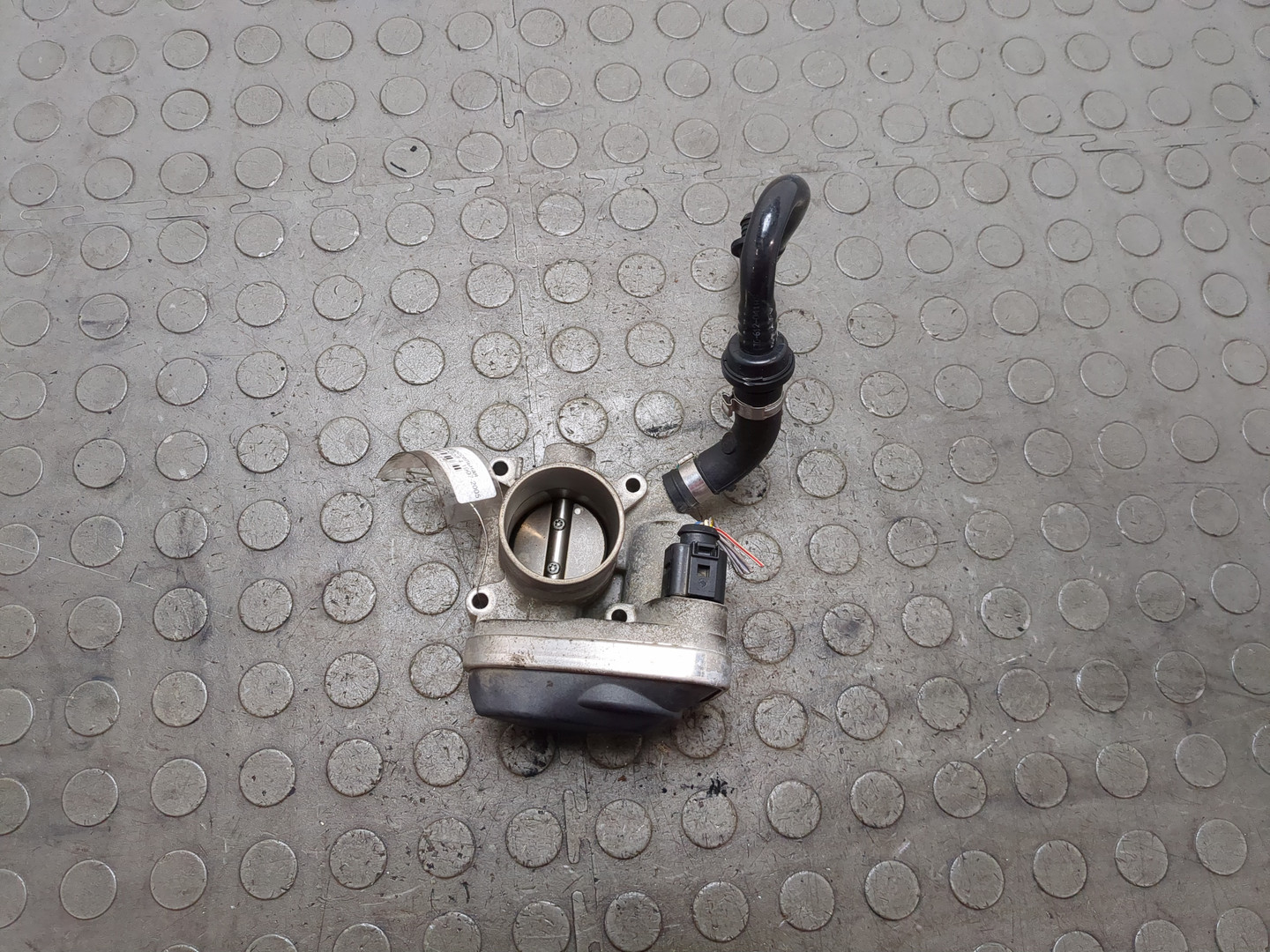 Заслонка дроссельная электрическая