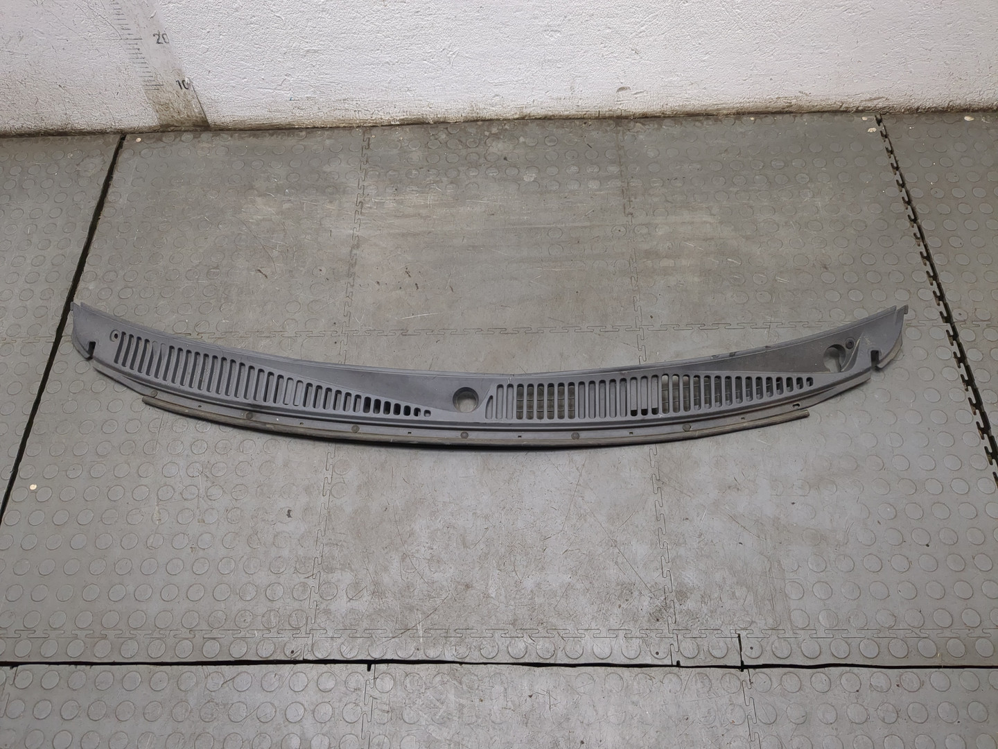 Решетка стеклоочистителей (Жабо)