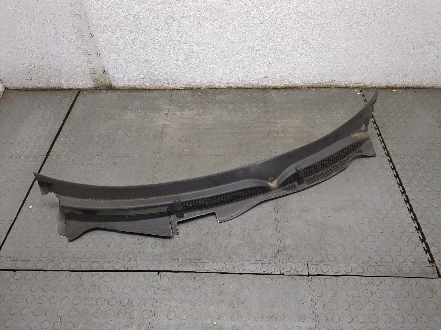 Решетка стеклоочистителей (Жабо)