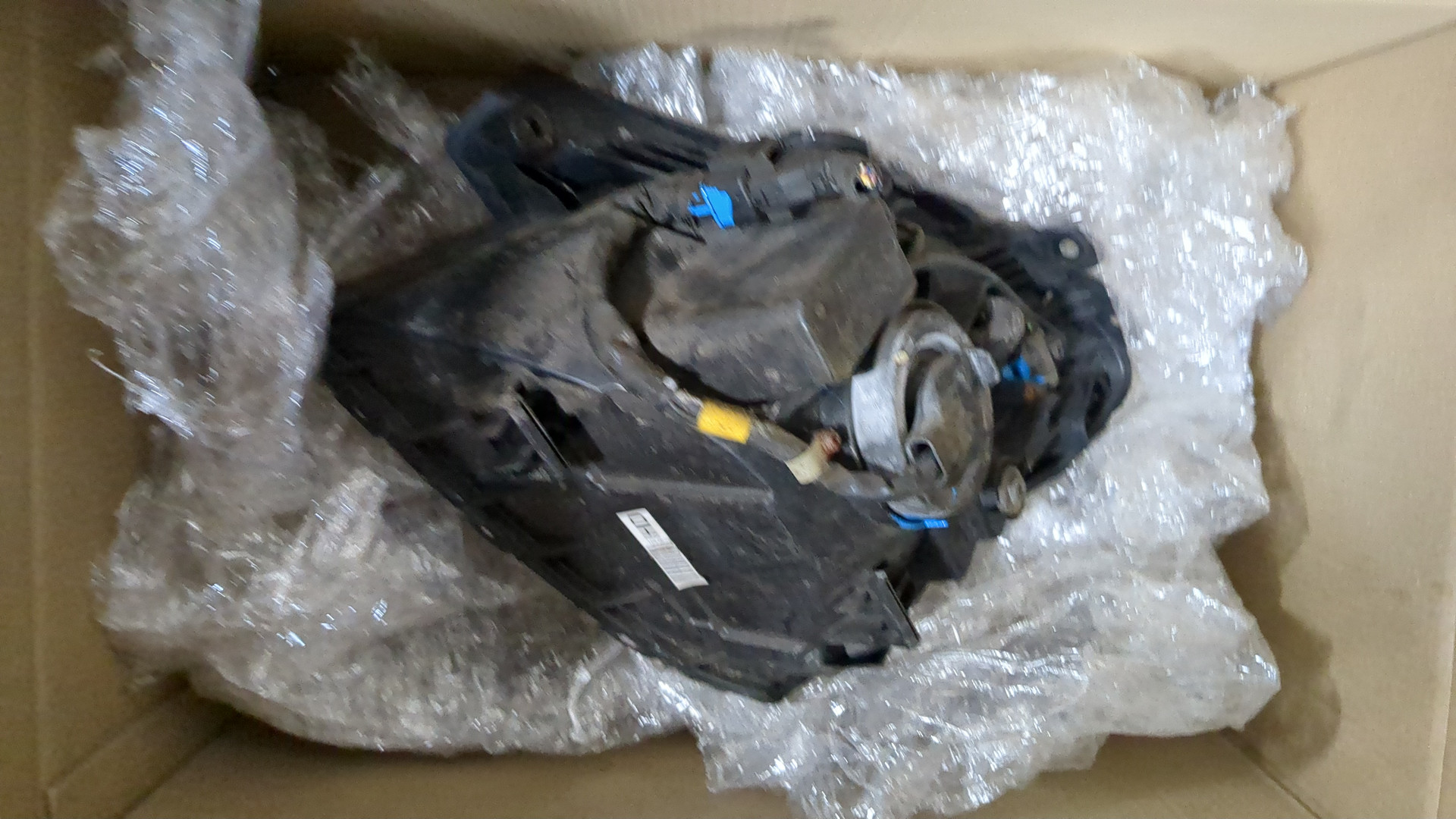 Фара правая