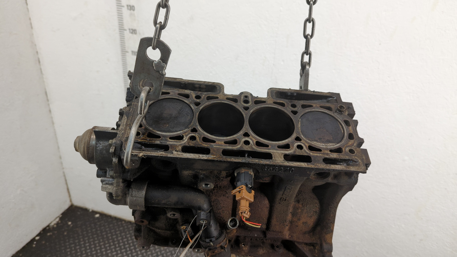 Блок двигателя