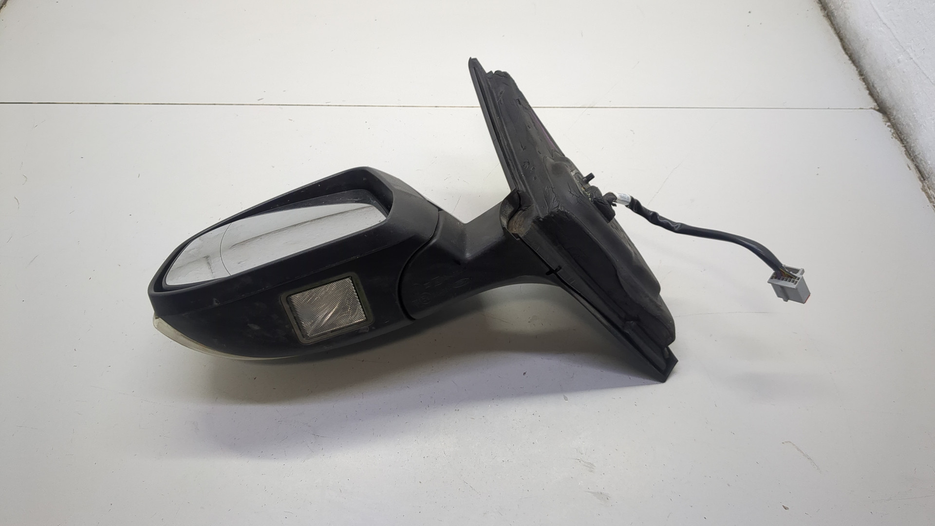 Зеркало левое электрическое