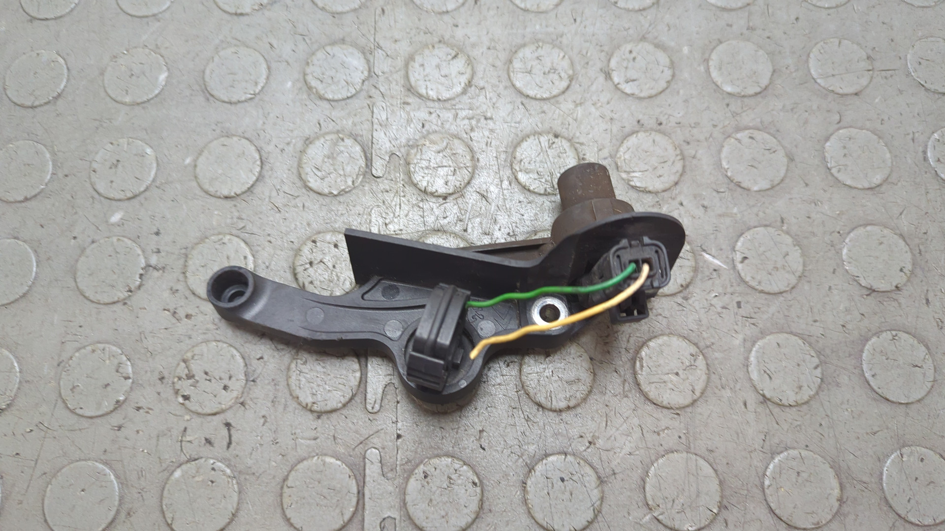 Датчик положения коленвала