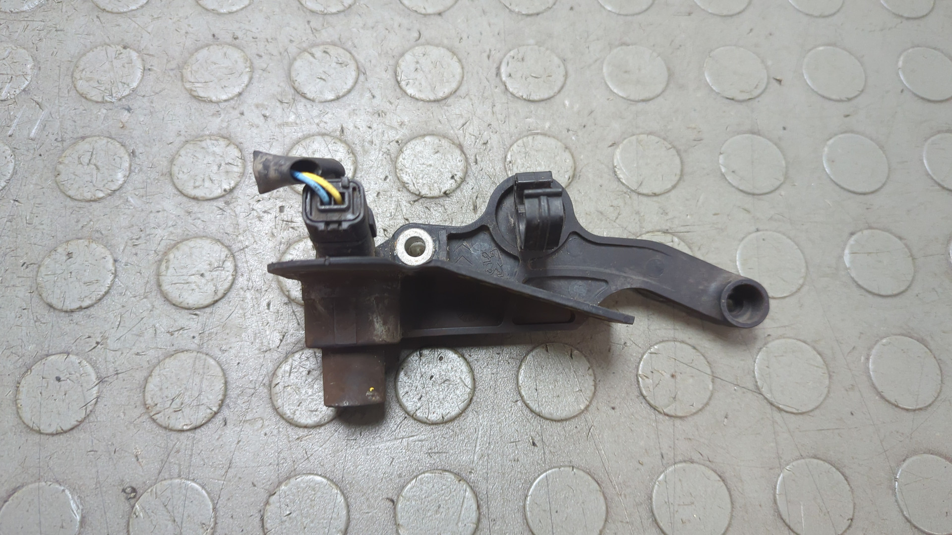 Датчик положения коленвала