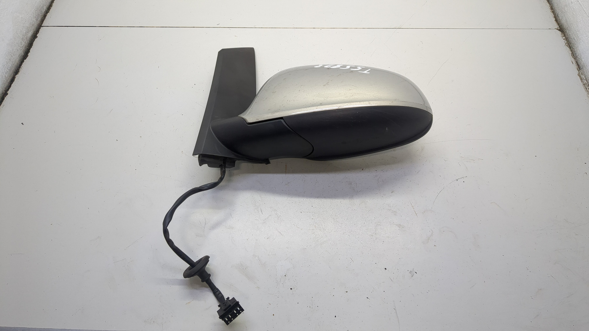 Зеркало левое электрическое