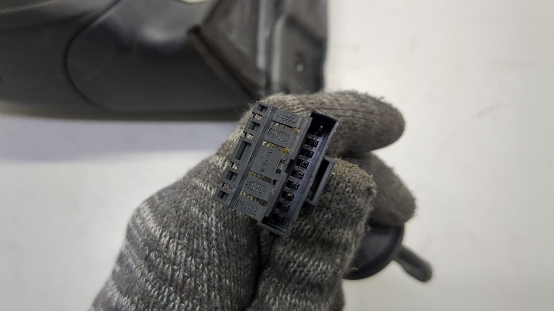 Зеркало левое электрическое