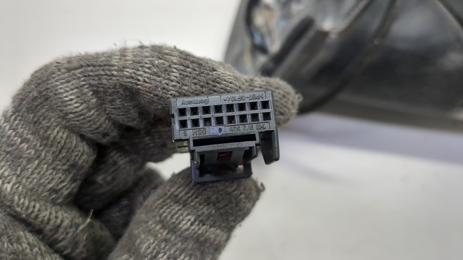 Зеркало правое электрическое