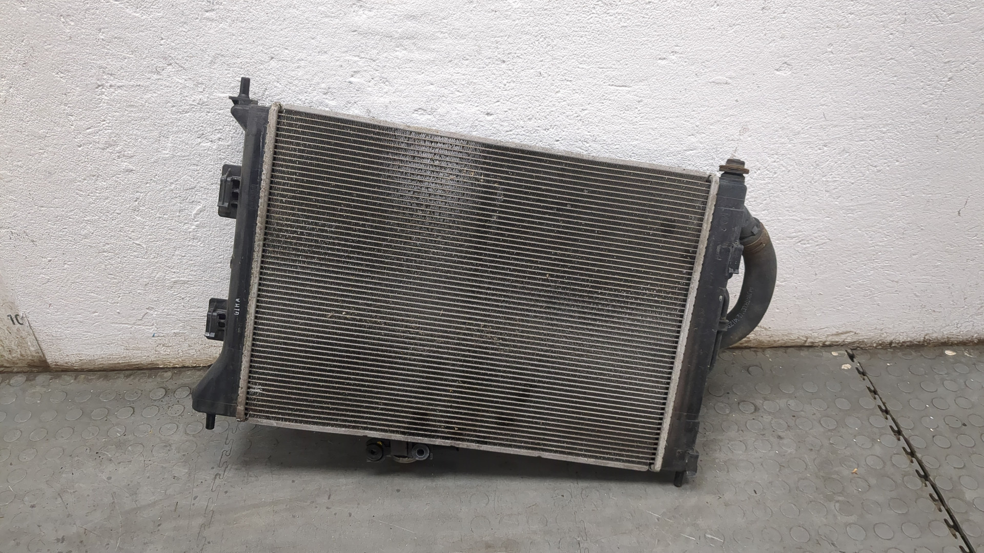 Радиатор охлаждения двигателя основной