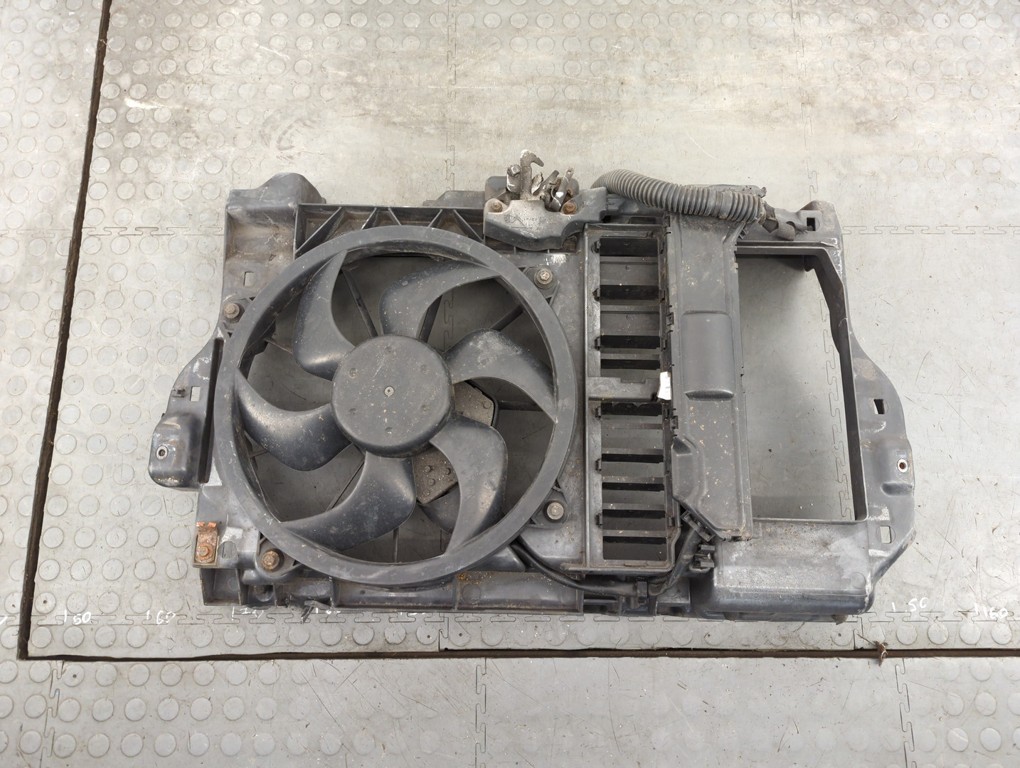 Вентилятор радиатора