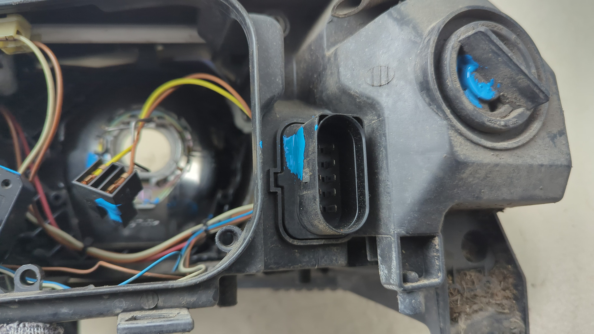 Фара правая