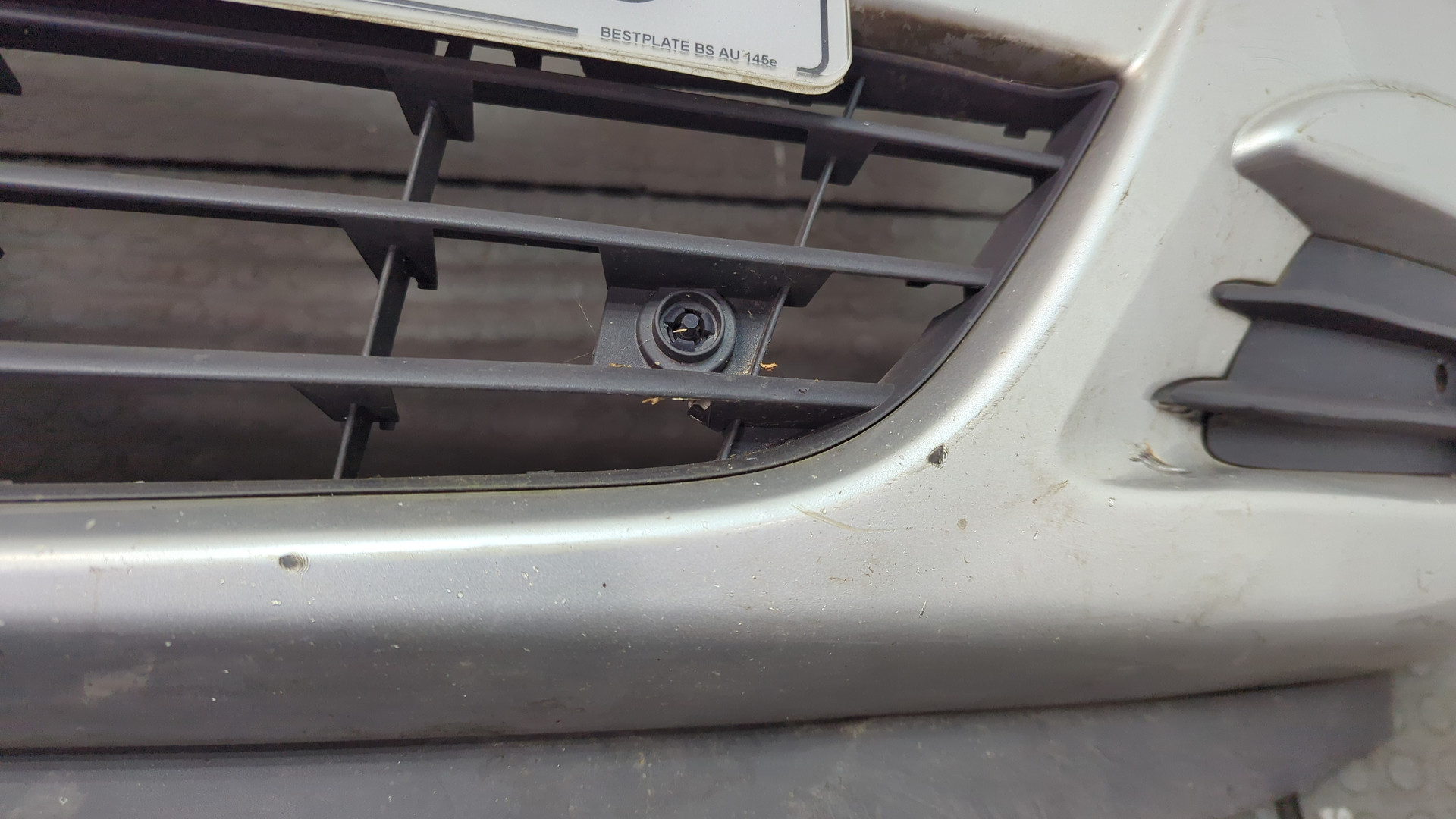 Бампер передний