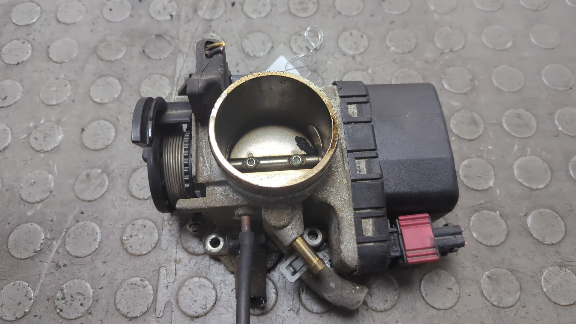 Заслонка дроссельная электрическая