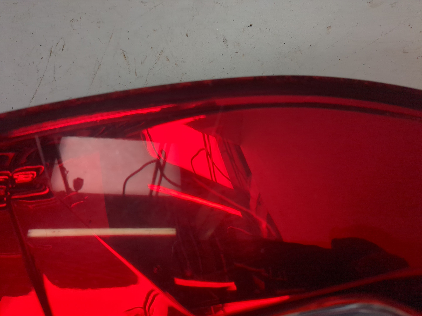 Фонарь задний левый