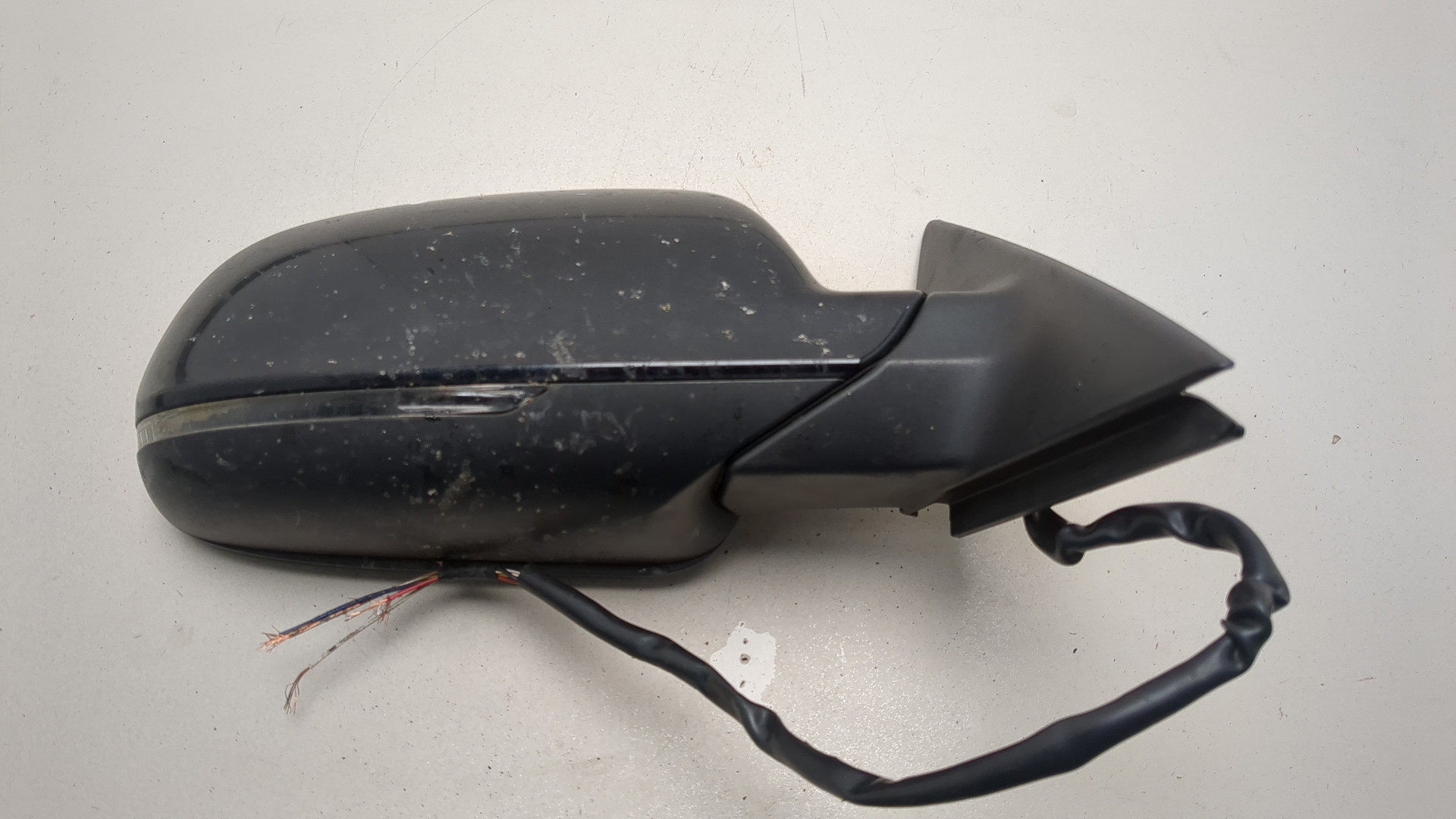 Зеркало правое электрическое