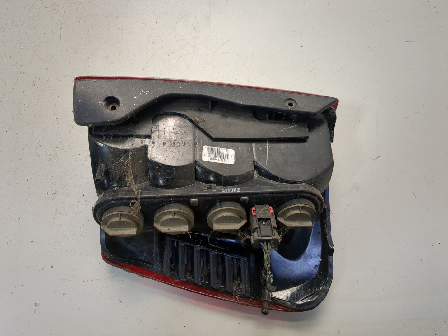 Фонарь задний левый