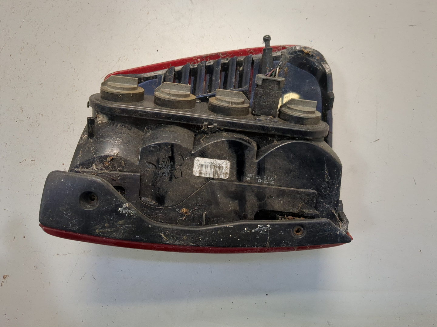 Фонарь задний правый