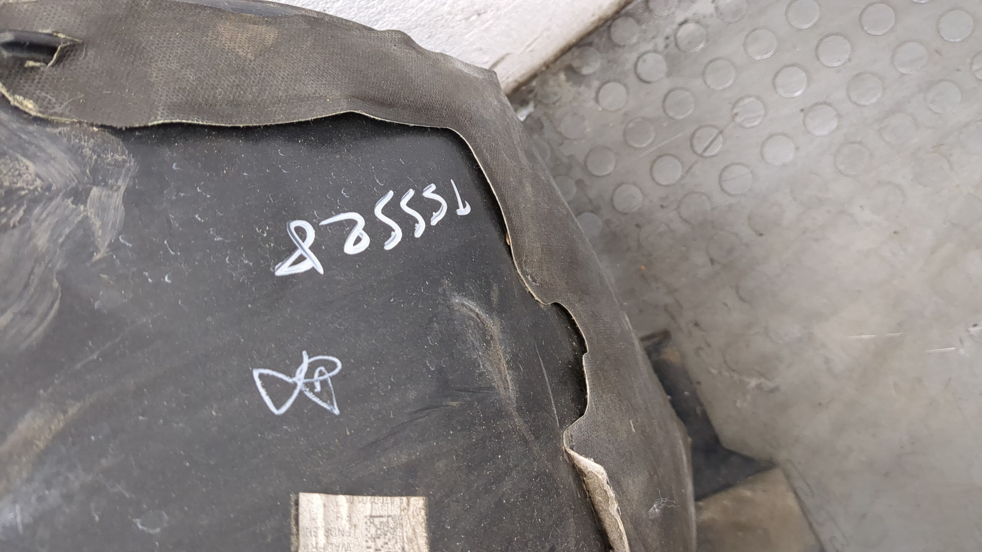 Локер передний правый