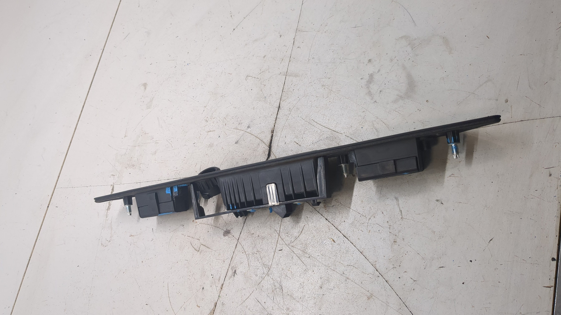 Фонарь подсветки номера