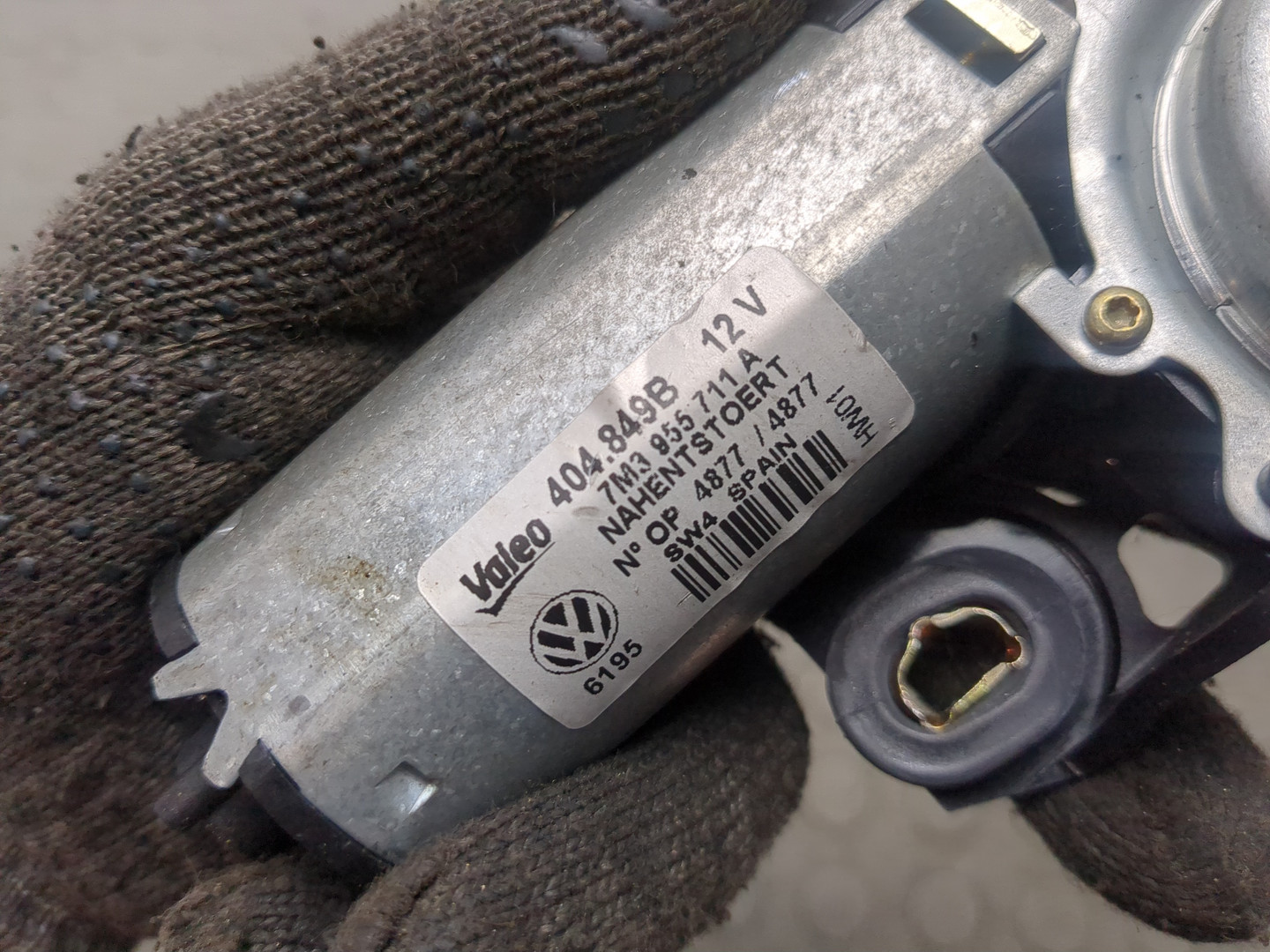 Моторчик стеклоочистителя задний