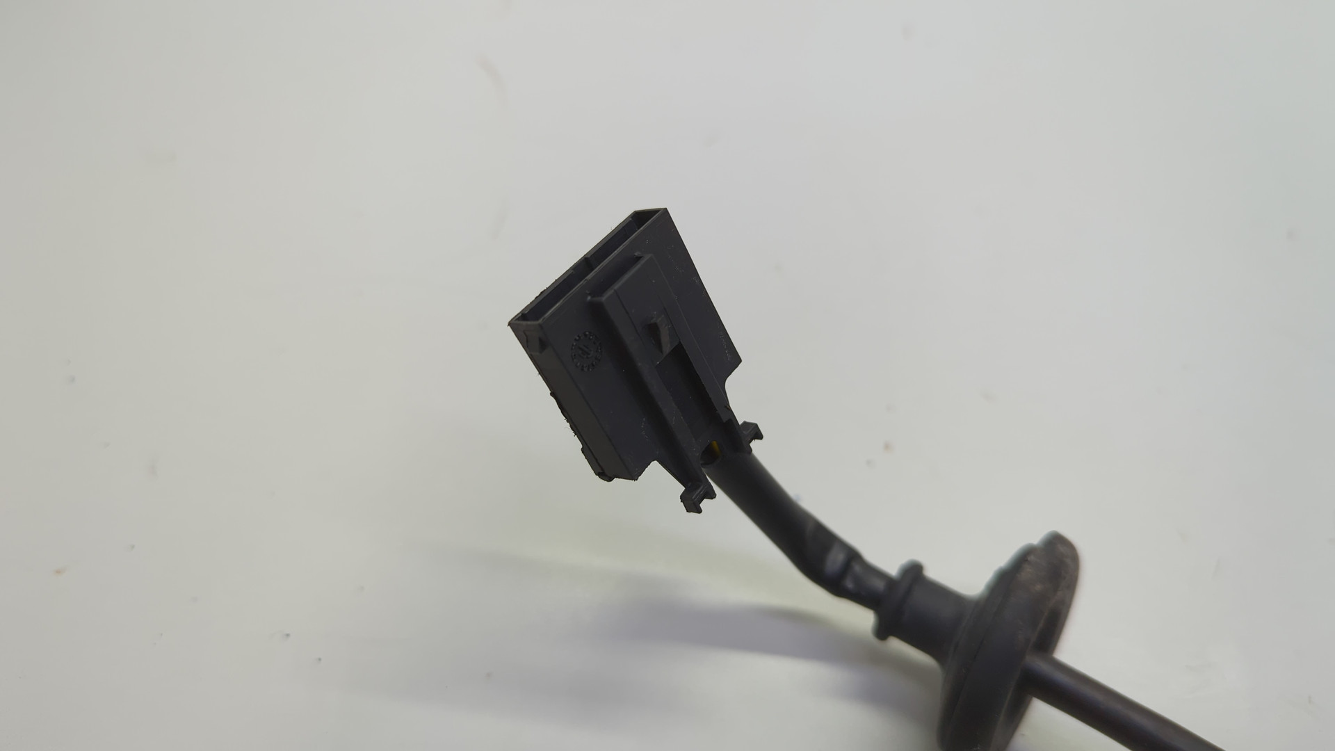 Зеркало левое электрическое