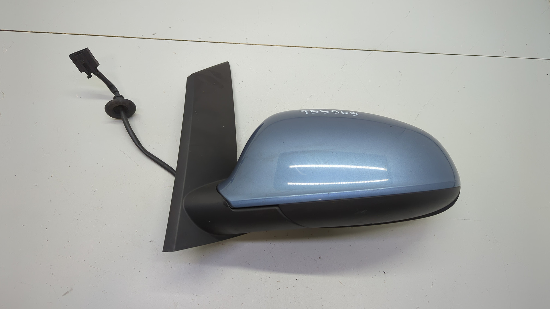 Зеркало левое электрическое