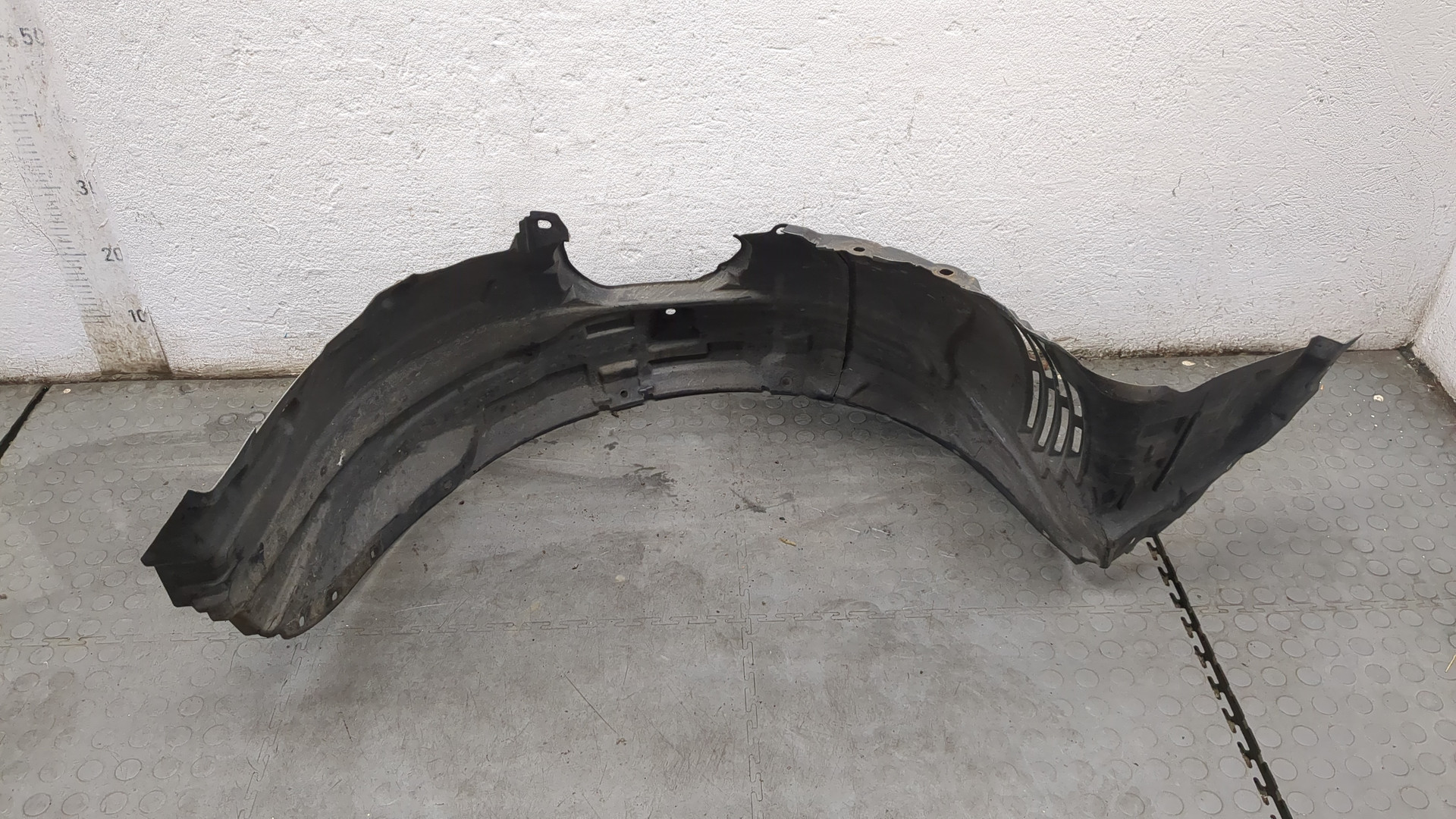 Локер передний левый