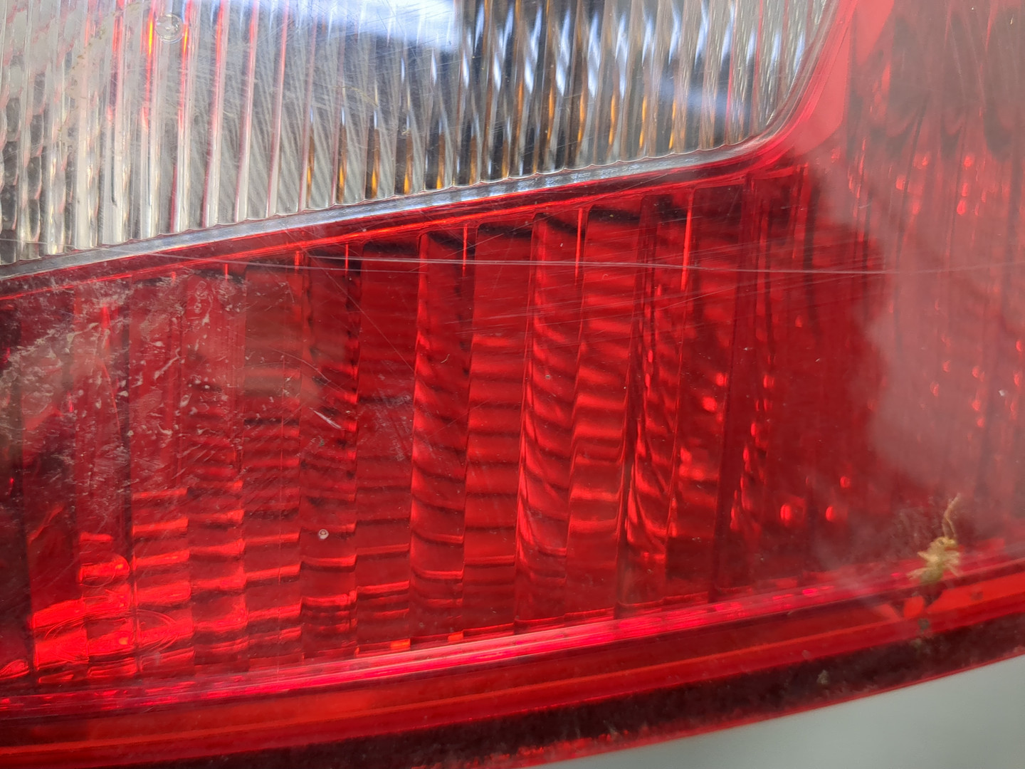 Фонарь задний правый