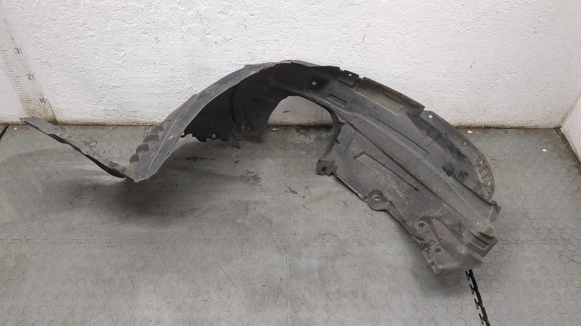 Локер передний левый