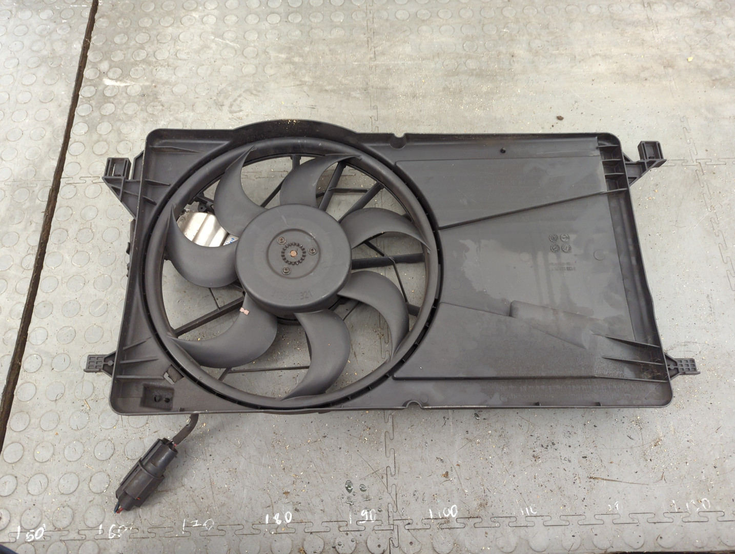 Вентилятор радиатора