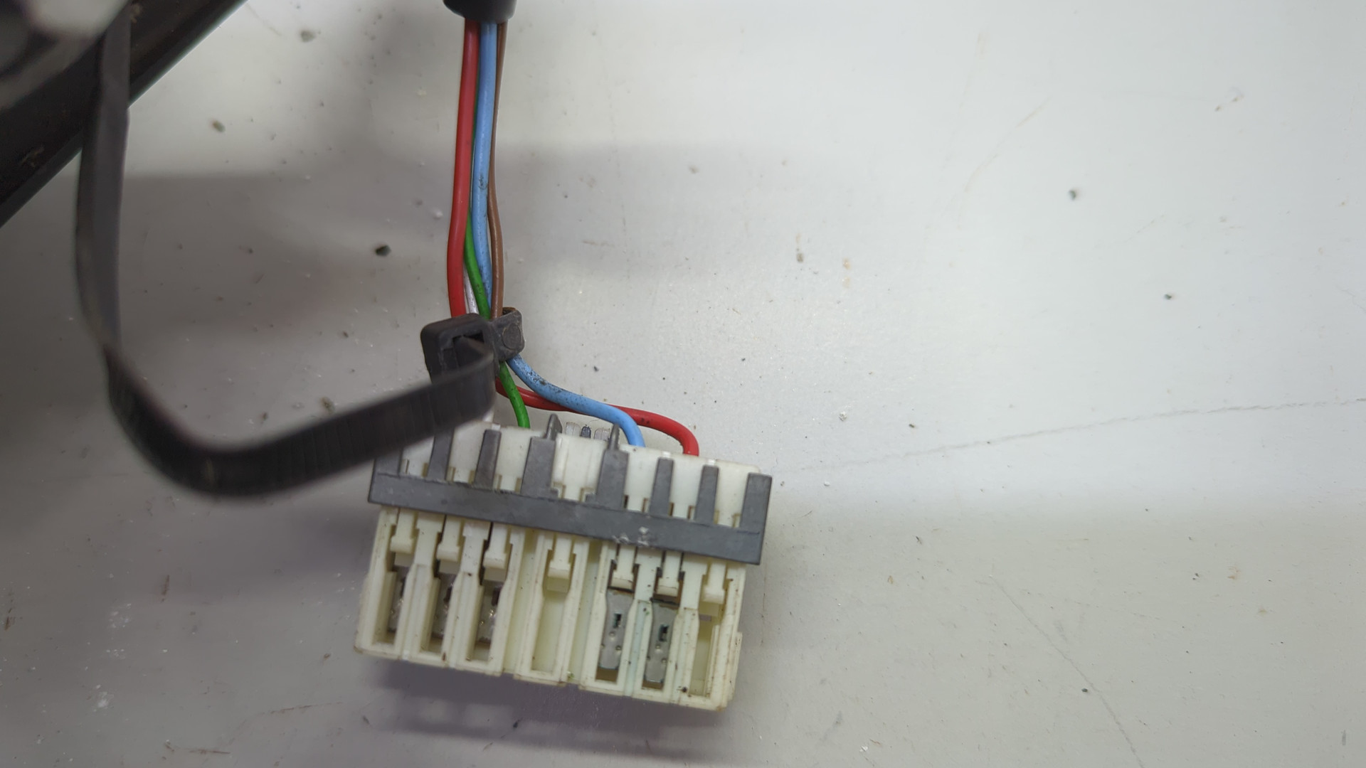 Зеркало правое электрическое