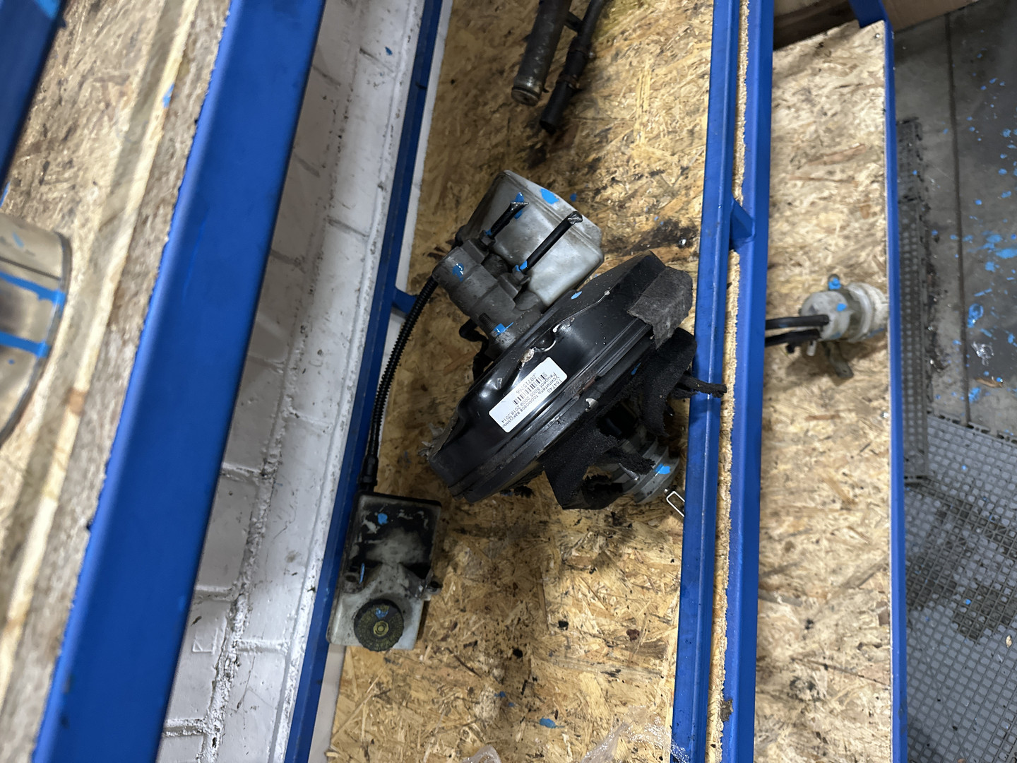 Усилитель тормозов вакуумный