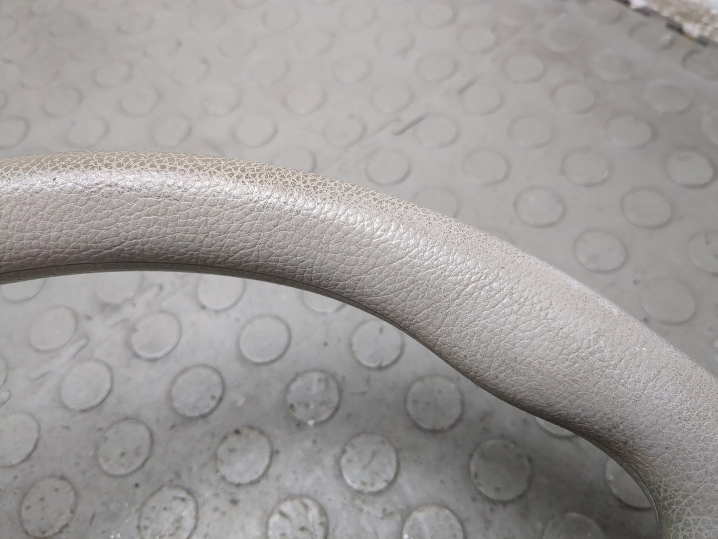 Рулевое колесо (руль)