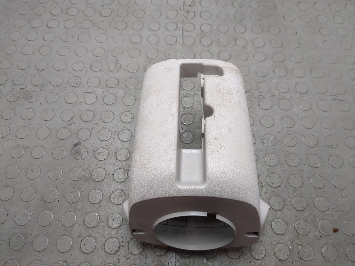 Кожух рулевой колонки