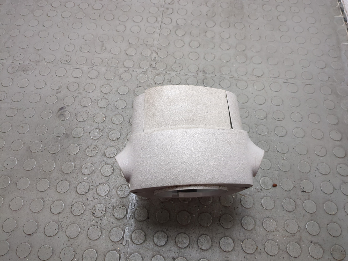 Кожух рулевой колонки