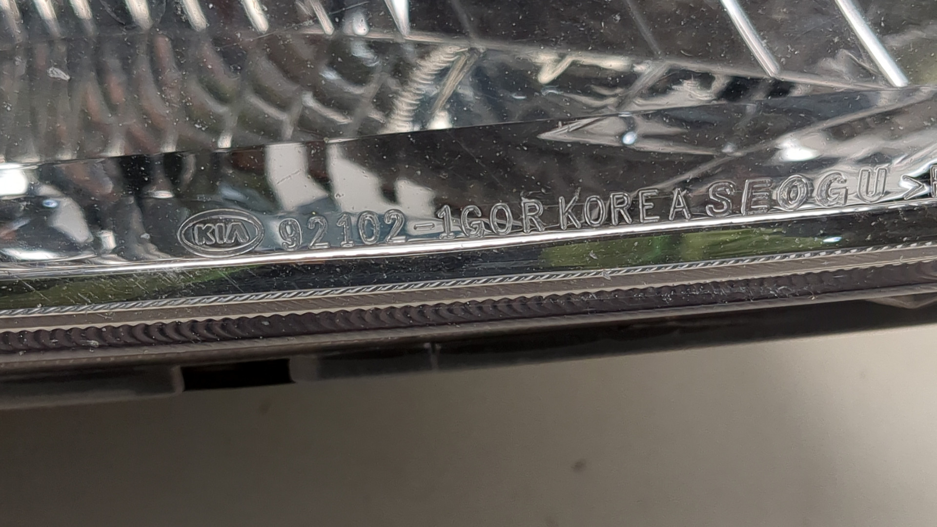 Фара правая