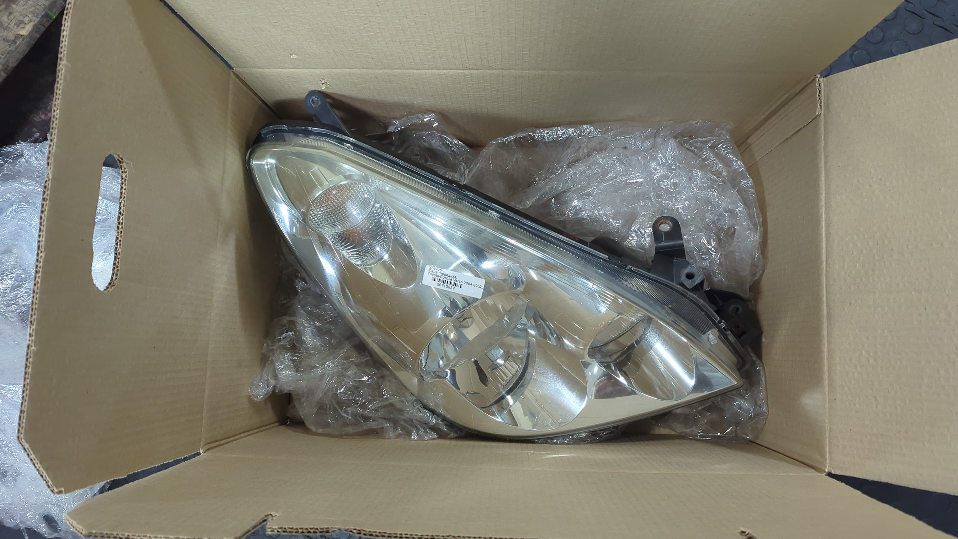 Фара правая