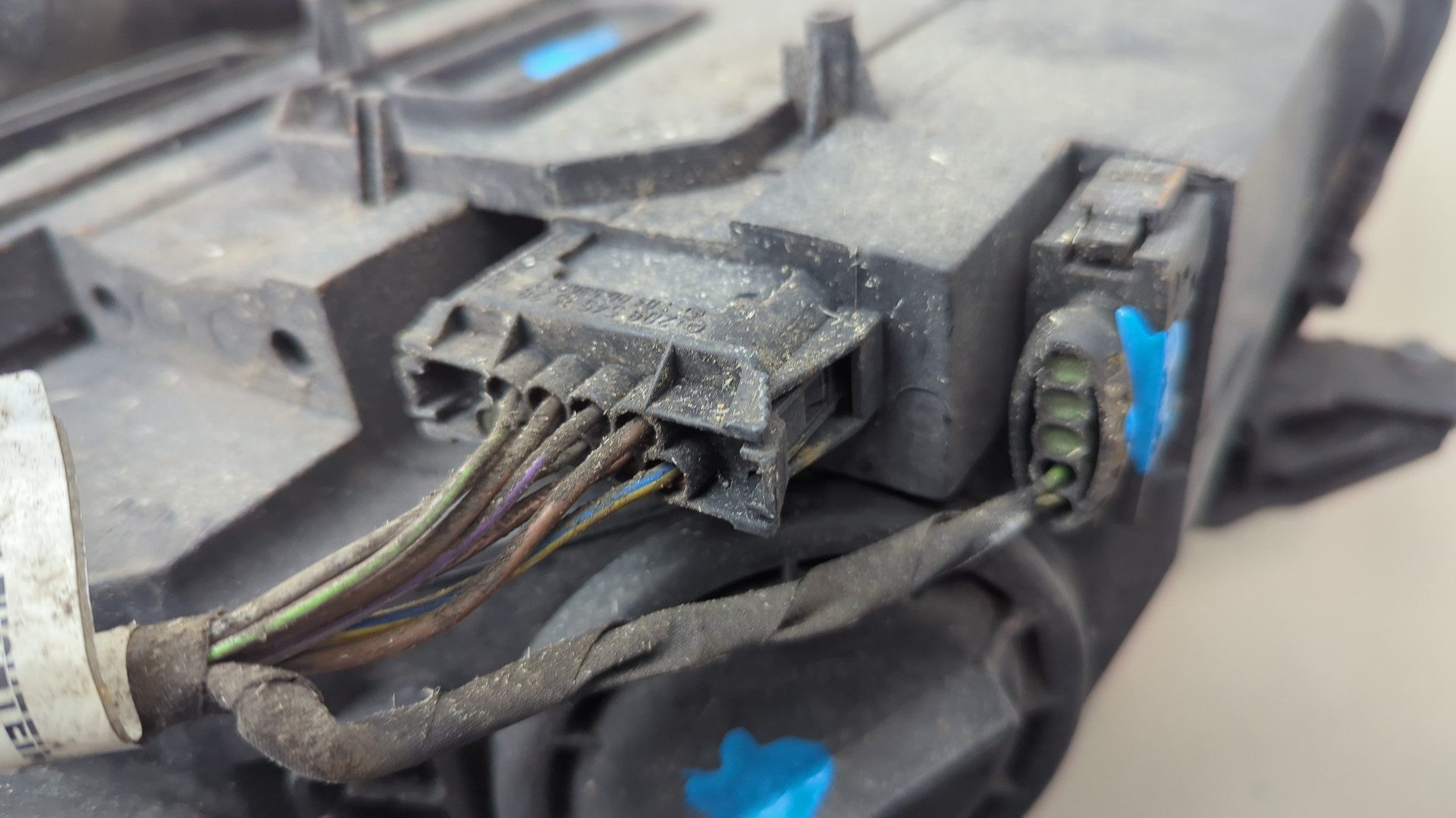 Фара правая