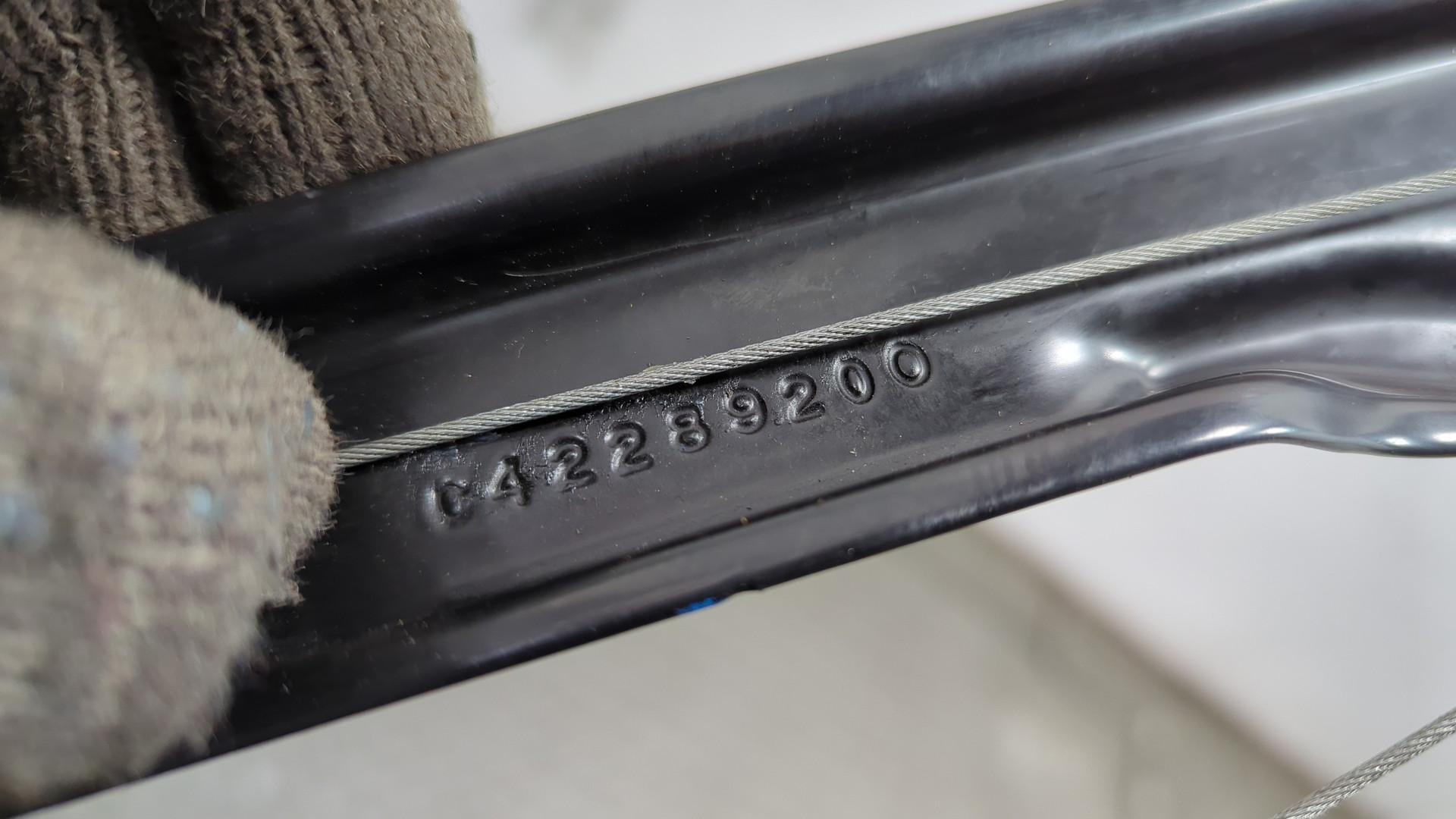 Стеклоподъемник электр. задний левый