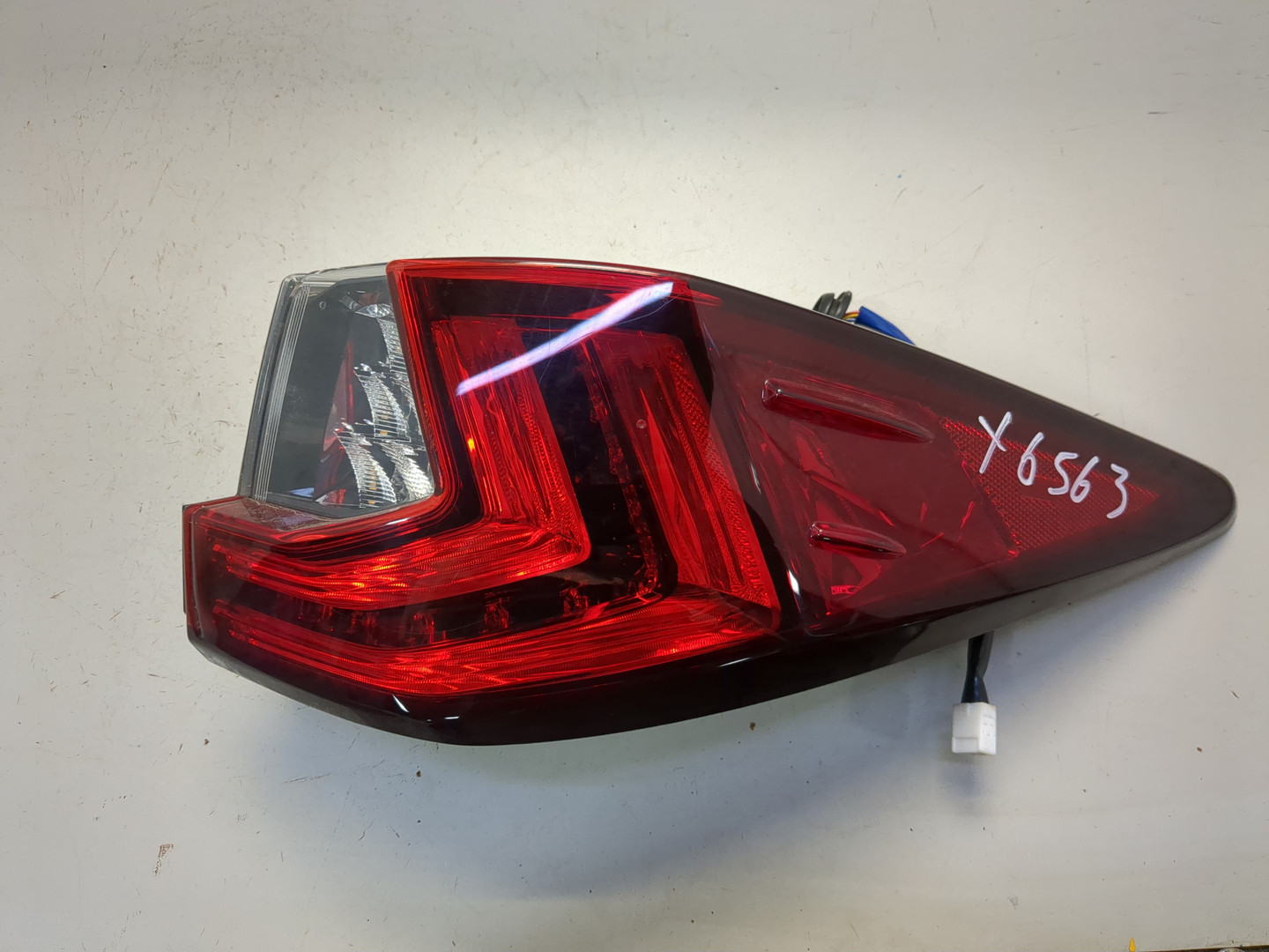 Фонарь задний правый