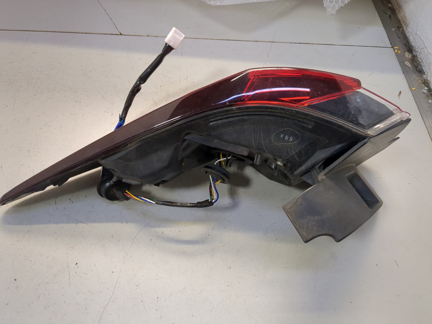 Фонарь задний правый