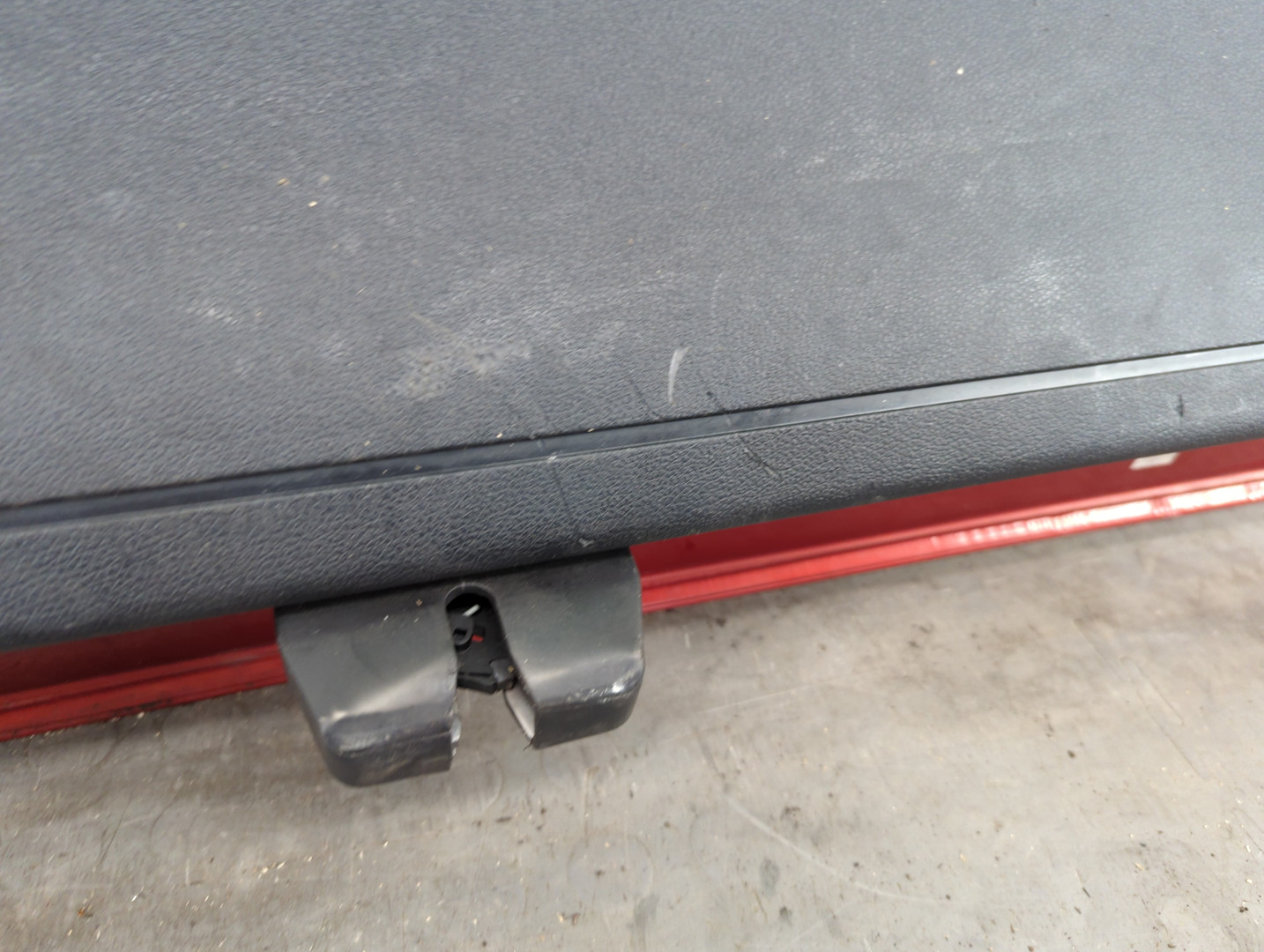 Дверь багажника