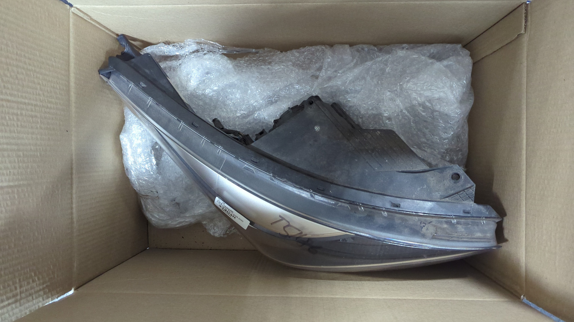 Фара правая