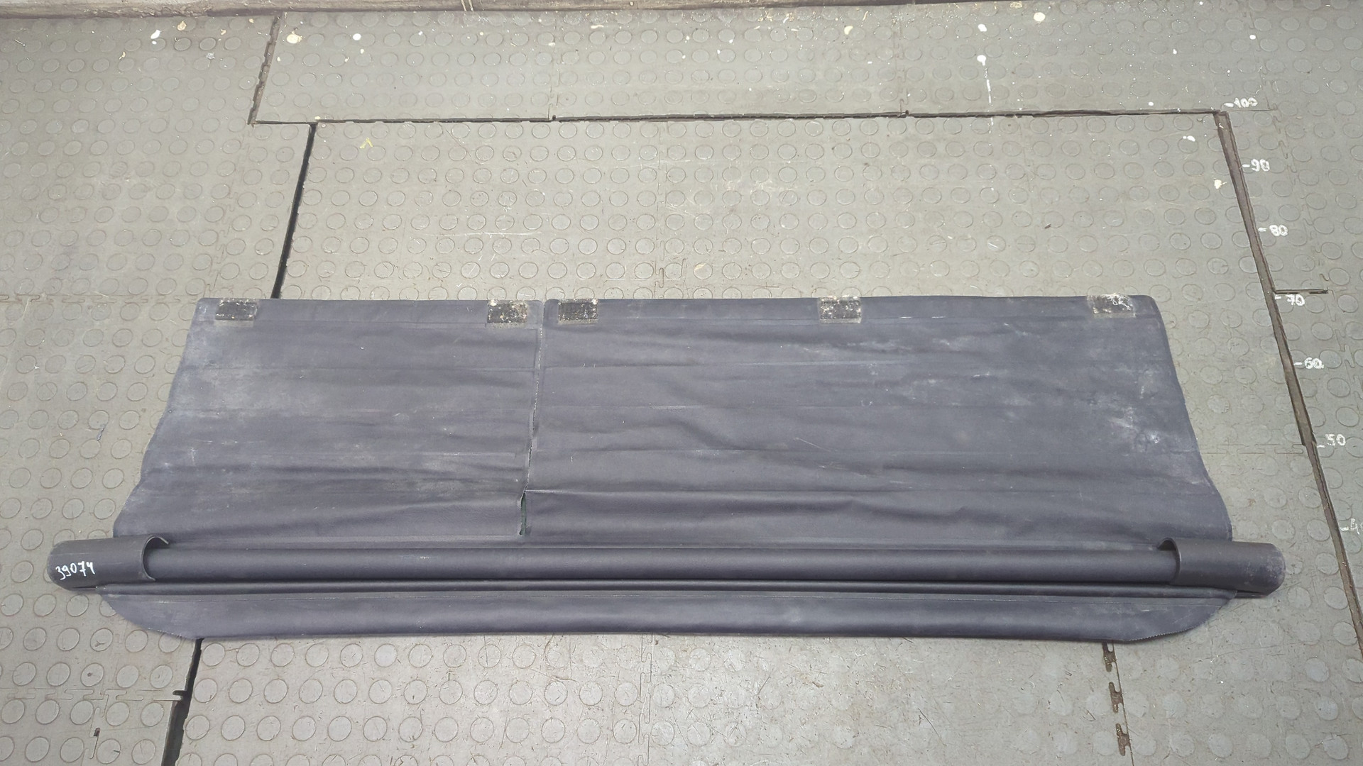 Шторка багажника