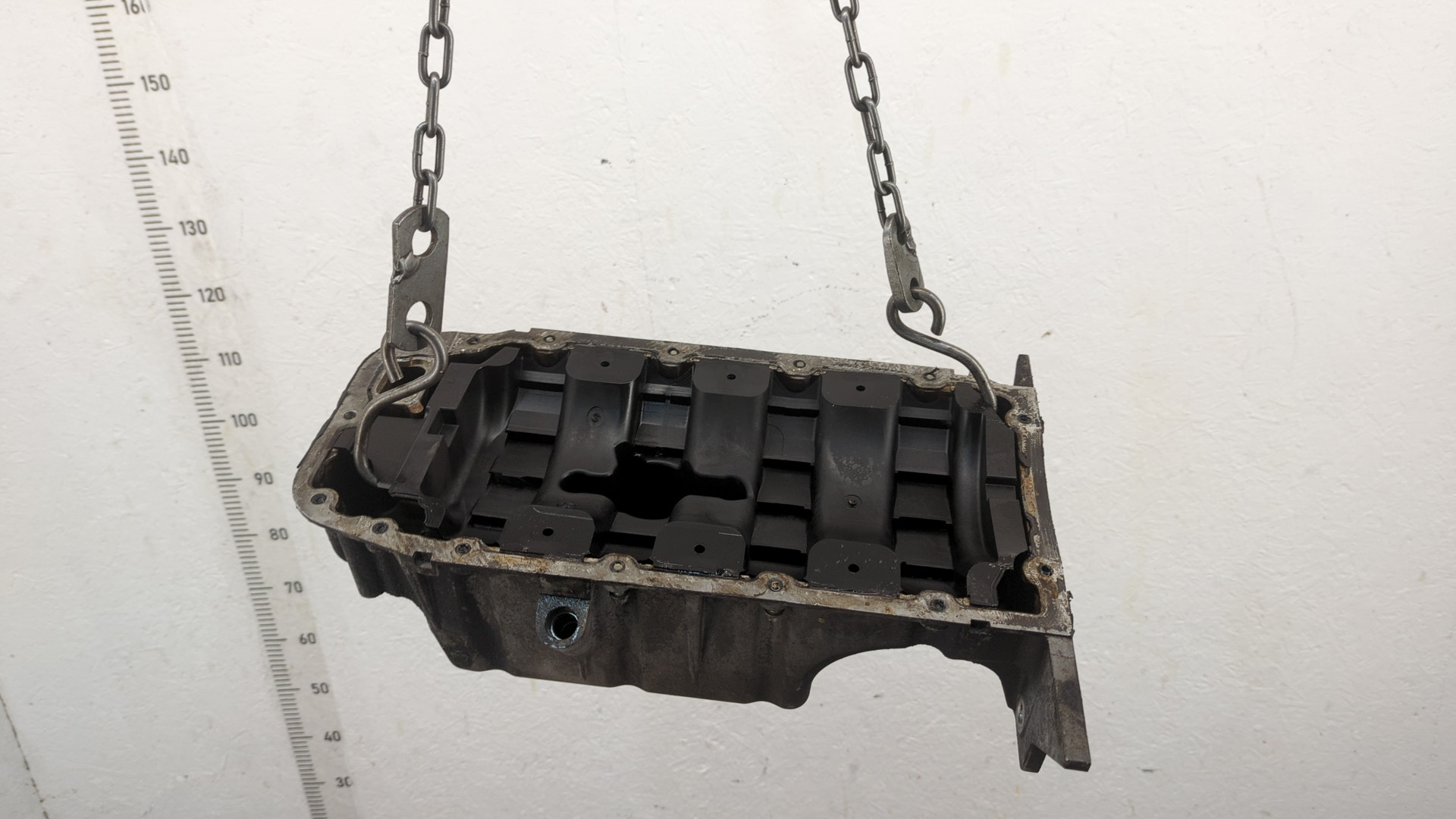 Поддон масляный двигателя (картер)