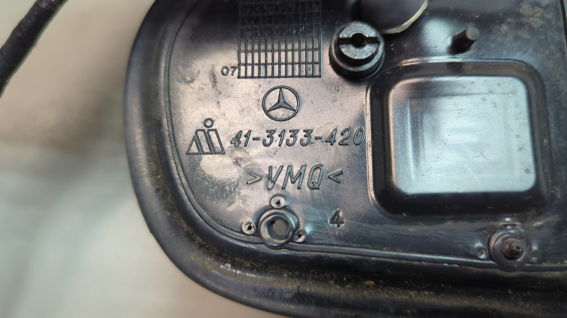 Зеркало правое электрическое