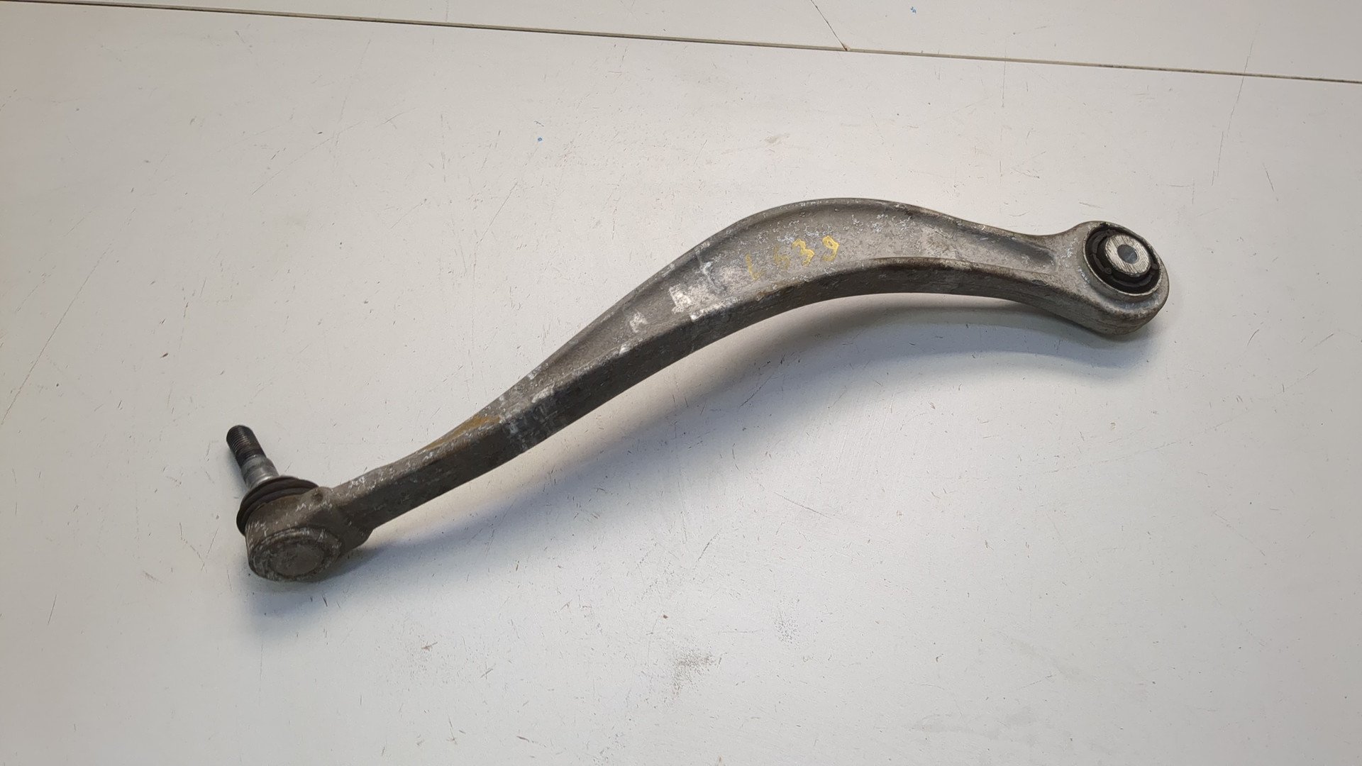 Рычаг задний