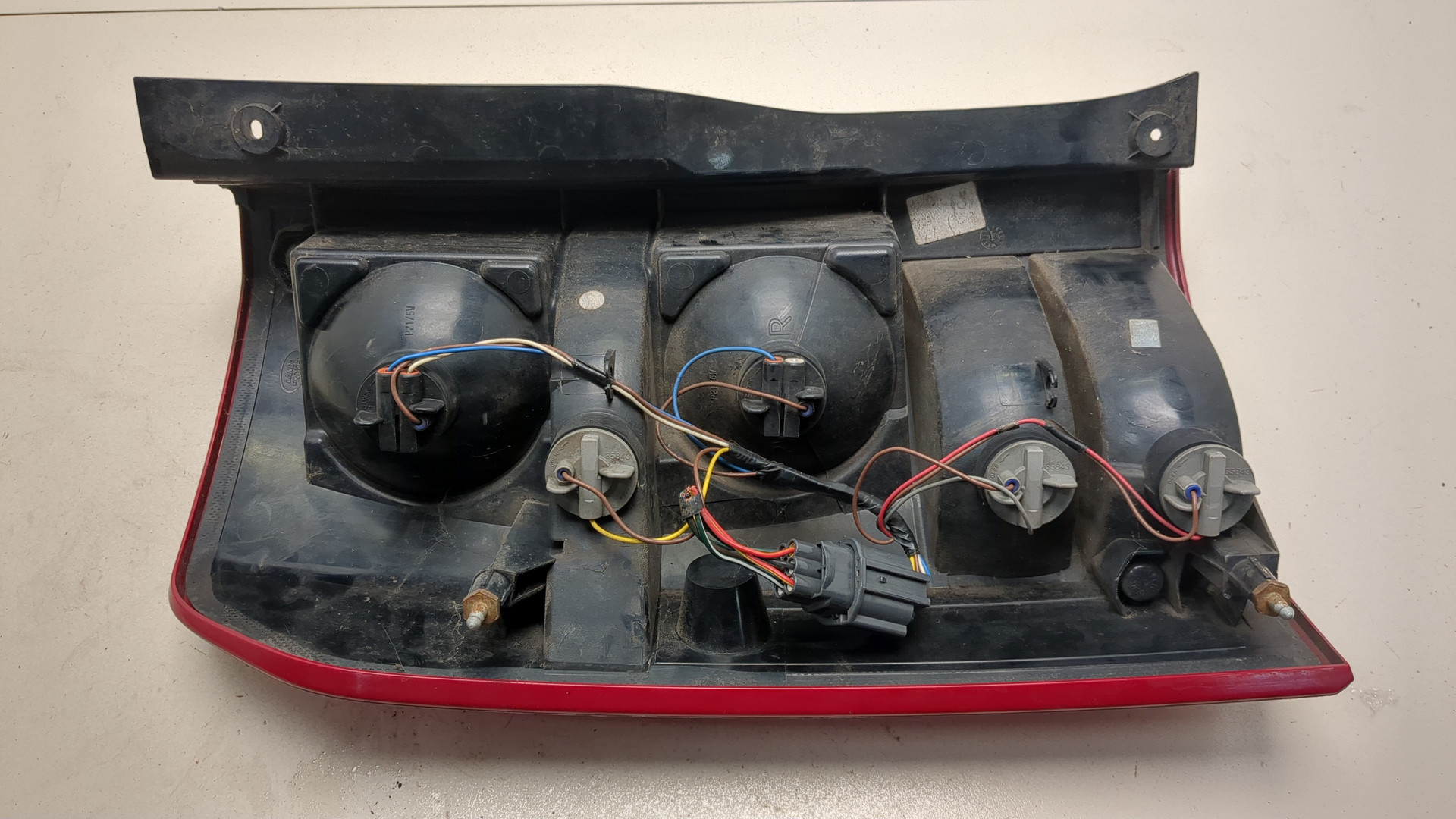 Фонарь задний правый